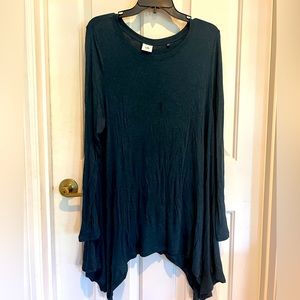 CAbi knit top with handkerchief sides. Wonderful soft material.